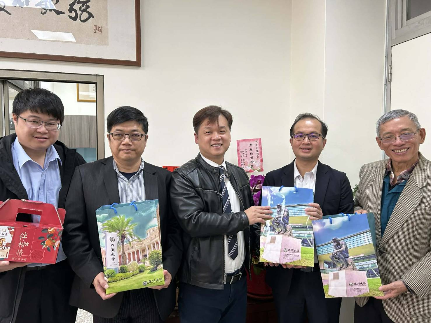 這是一張圖片 這是一張圖片